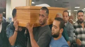 جنازة والد محمد رمضان في مسجد مصطفى محمود تشهد حضورًا مكثفًا في المهندسين